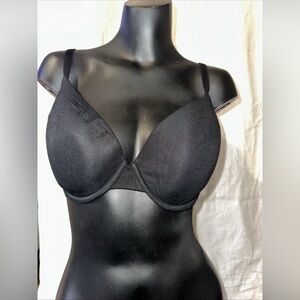Victoria’s Secret Black Forever Bra size 38D AA17